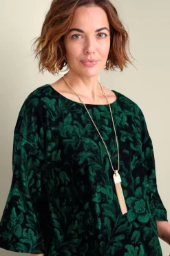 Hot Soft Surroundings Aria Velvet Top