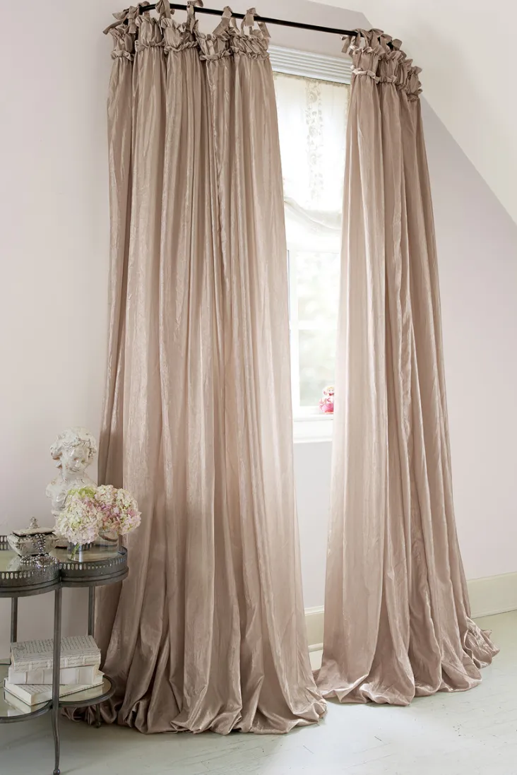 Outlet Soft Surroundings Classic Balloon Drapery Panel