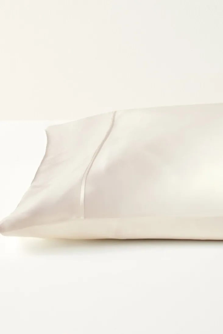 Discount Soft Surroundings Dreamy Silk Pillowcase