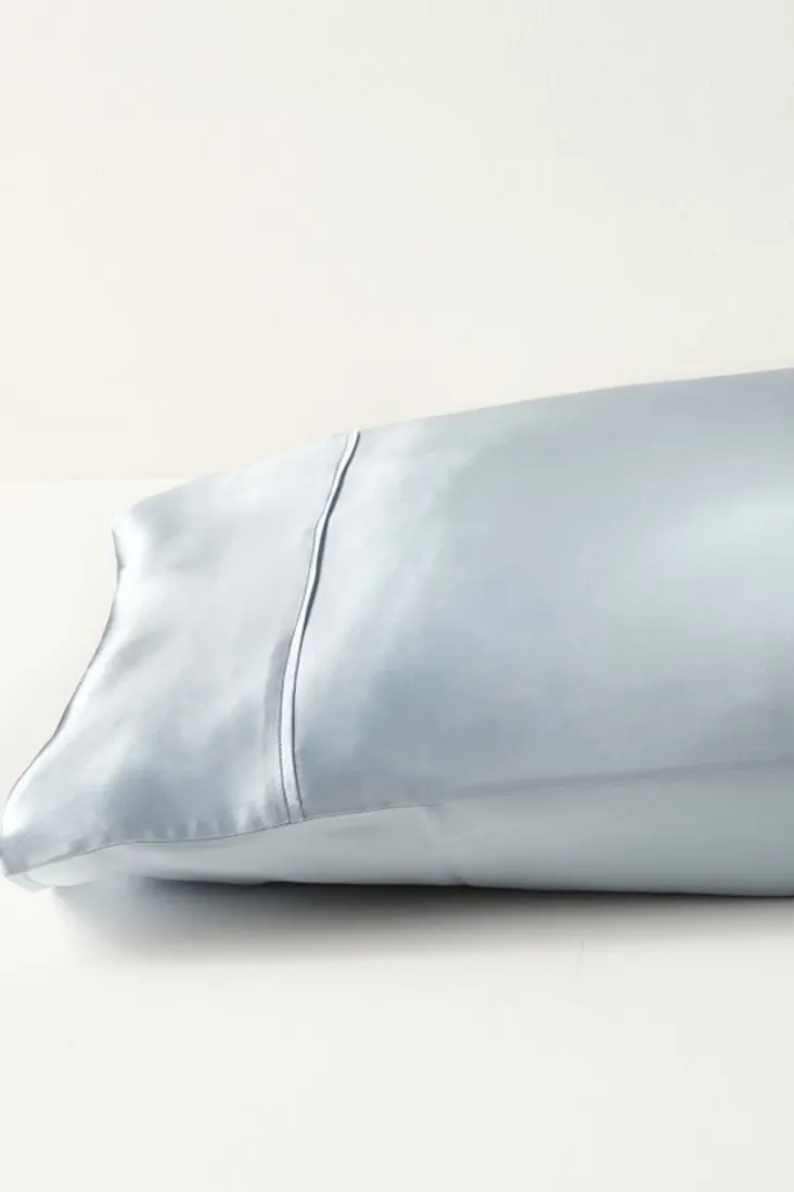 Discount Soft Surroundings Dreamy Silk Pillowcase