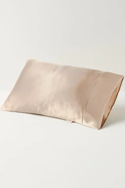 Discount Soft Surroundings Dreamy Silk Pillowcase