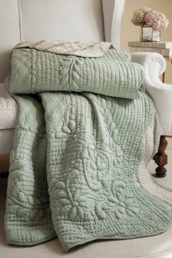 Clearance Soft Surroundings French Market Quilt Natural