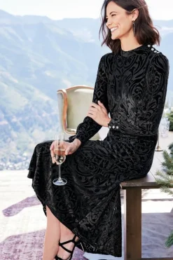 New Soft Surroundings Hadley Velvet Dress BlackAbstract