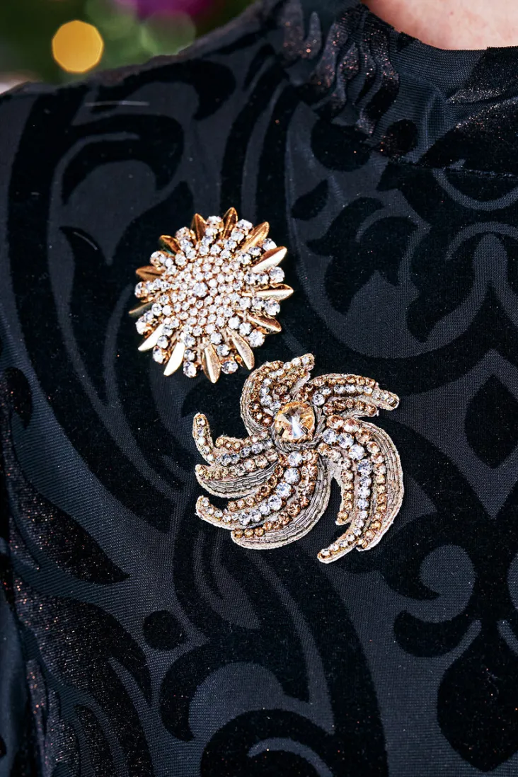 Online Soft Surroundings Juliana Flower Burst Brooch Gold