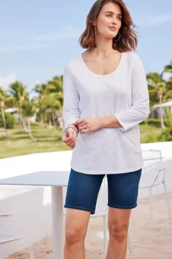 Hot Soft Surroundings Linnea Embroidered 3/4 Sleeve Tee Navy