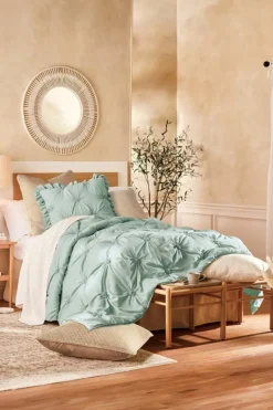Soft Surroundings Lombardi Smocked Coverlet I SeaMoss