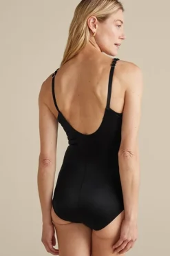 Discount Soft Surroundings Miraclesuit Razzle Dazzle Siren One Piece