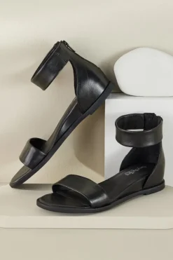 Sale Soft Surroundings Seychelles Honeysuckle Sandal