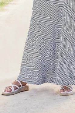 Hot Soft Surroundings Seychelles Rule The World Strappy Slide
