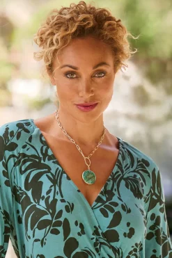 Hot Soft Surroundings Shiva Pendant Necklace Turquoise